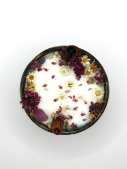 Nesoi - świeca sojowa o zapachu lawendy i oriental w ceramice
