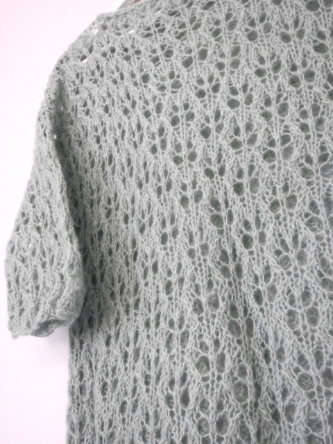 Wzorzysty sweter z krótkim rękawem w kolorze jasnej mięty 100% Alpaka Wzorzysty sweter z krótkim rękawem w kolorze jasnej mięty 100% Alpaka