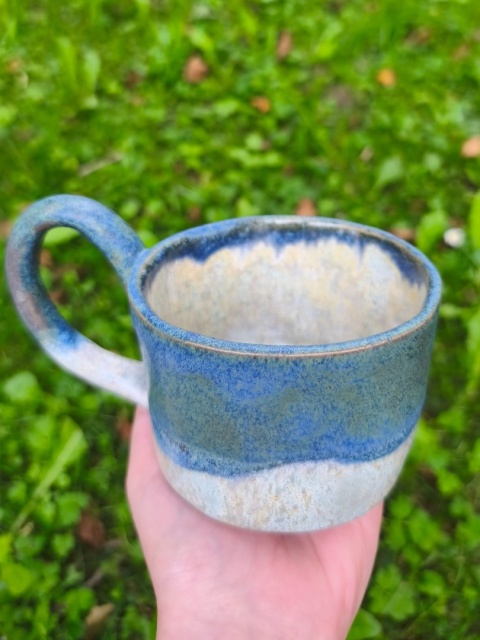 Kubek ceramiczny, ręcznie lepiony nr 1