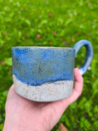 Kubek ceramiczny, ręcznie lepiony nr 1