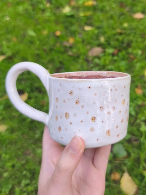 Kubek ceramiczny, ręcznie lepiony nr 32