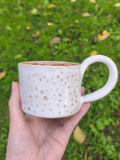 Kubek ceramiczny, ręcznie lepiony nr 32