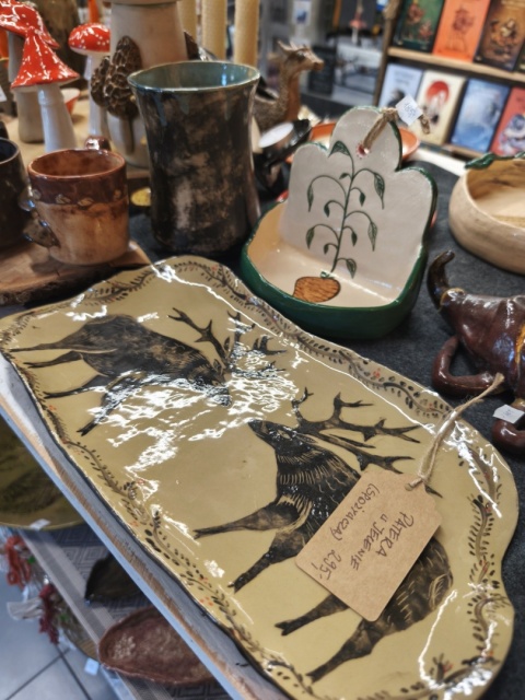 Patera ceramiczna jelenie