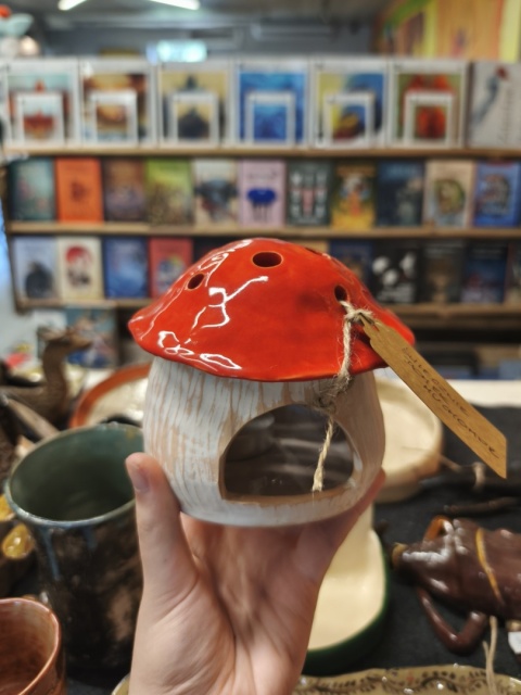 Świecznik ceramiczny domek muchomor