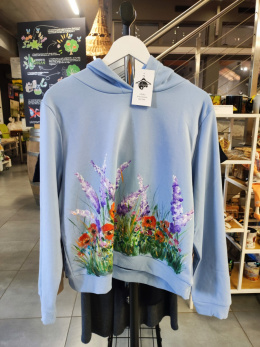 Błękitna bluza z kwiatami łąkowymi