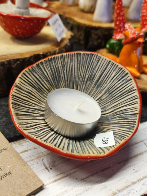 Czapka muchomora świecznik większy Czapka muchomora świecznik większy