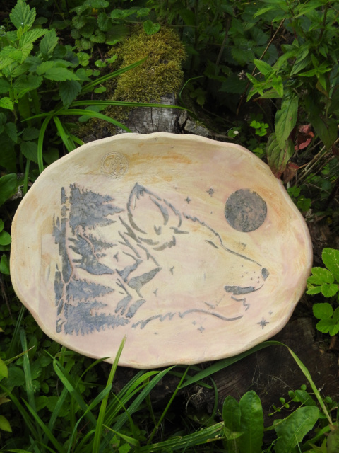 Patera ceramiczna z wilkiem beż 2 Patera ceramiczna z wilkiem beż 2