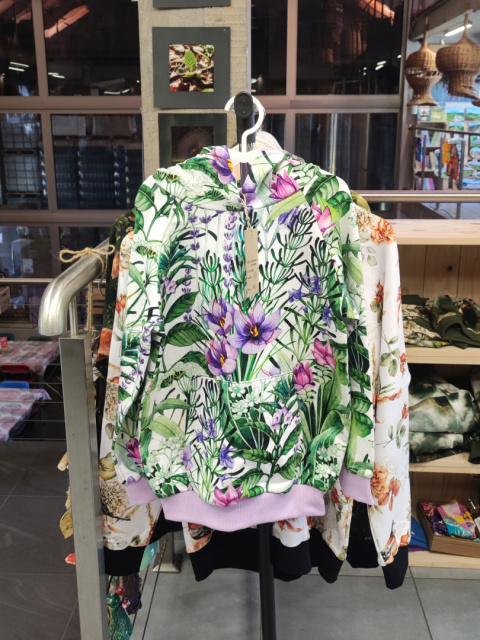 Leśna bluza dziecięca "Krokusy" Leśna bluza dziecięca "Krokusy"