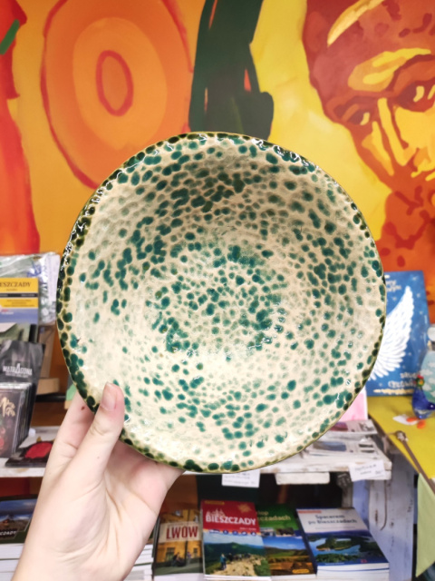 Miska ceramiczna zielono-biała z fakturą Miska ceramiczna zielono-biała z fakturą