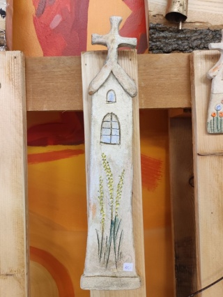 Kapliczka ceramiczna duża Bi