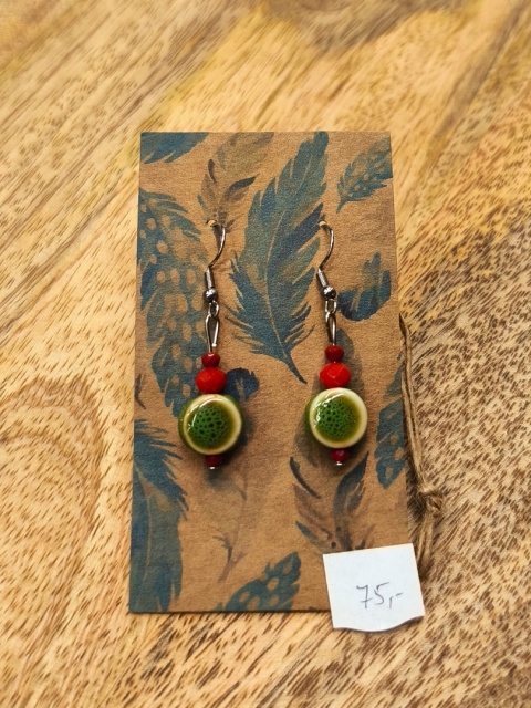 Kolczyki długie z ceramicznych i szklanych koralików ze stali chirurgicznej 4