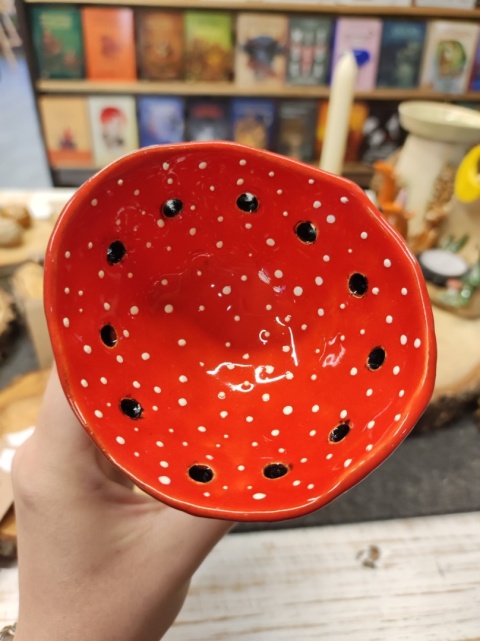 Świecznik ceramiczny na tea lighty muchomor Świecznik ceramiczny na tea lighty muchomor
