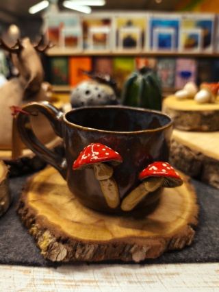 Kubek ceramiczny z muchomorami