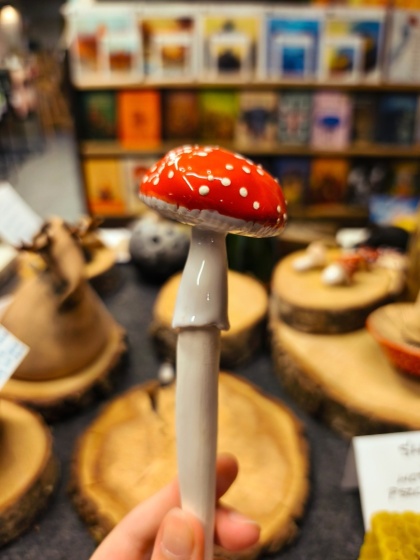 Muchomor ceramiczny do wbicia do doniczki 3