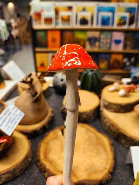 Muchomor ceramiczny do wbicia do doniczki 4