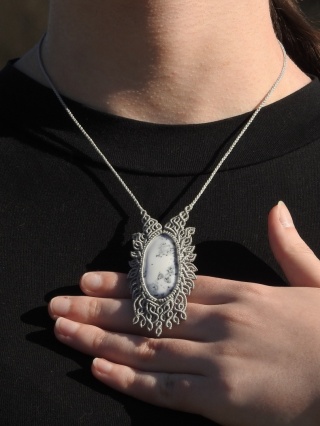 Naszyjnik makramowy z agatem dendrytowym