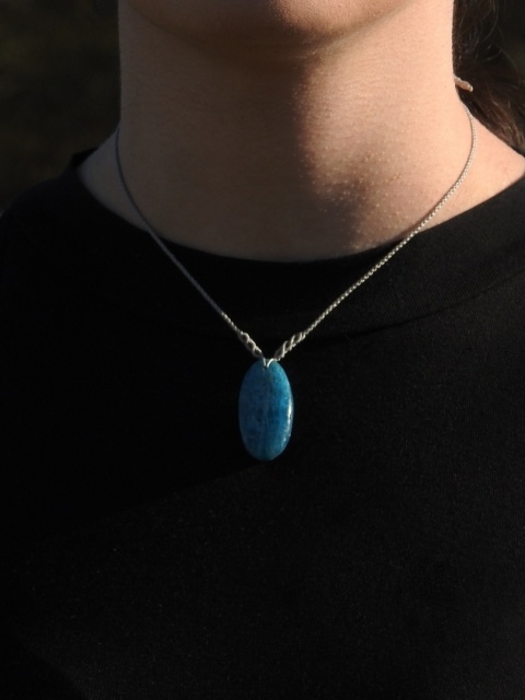 Naszyjnik makramowy z apatytem