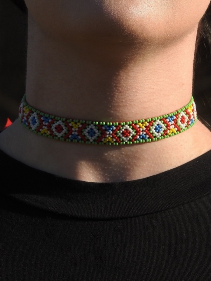 Rekonstrukcja bojkowskiej sylianki z Łopienki na welurowej wstążce 1