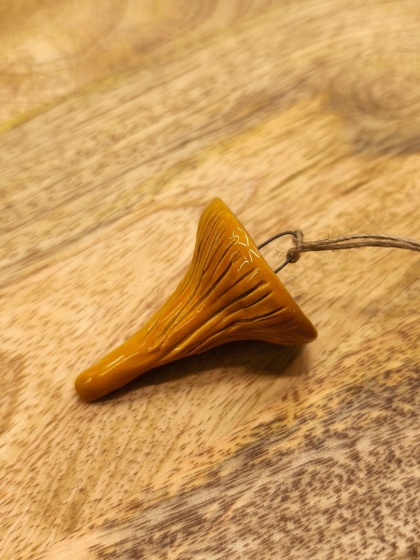 Rydz ceramiczny zawieszka