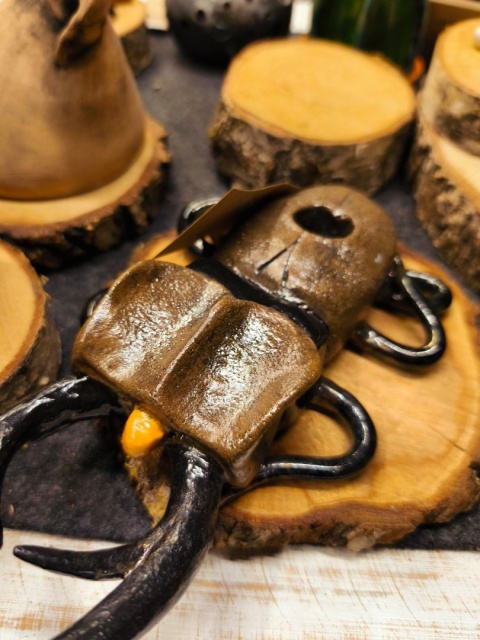 Świecznik ceramiczny chrząszcz jelonek