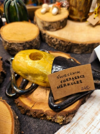 Świecznik ceramiczny chrząszcz herkules