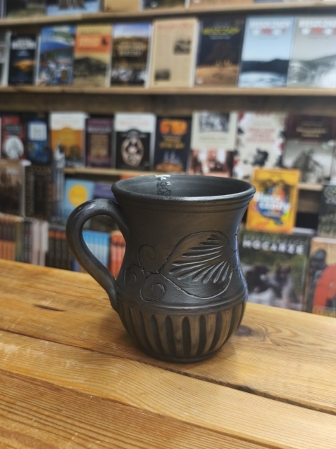 Kubek ceramiczny z kwiatem - czarna ceramika - Rumunia
