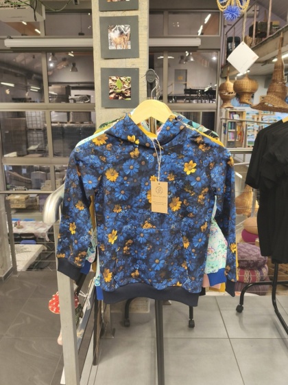 Leśna bluza dziecięca "Niebieskie kwiaty"