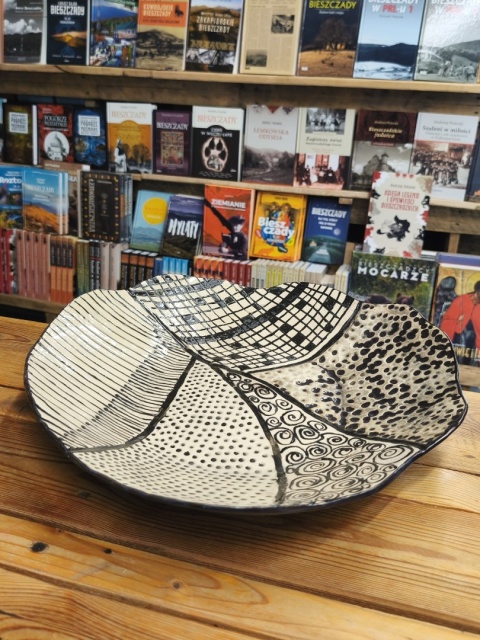Patera ceramiczna duża we wzory beż, czarny