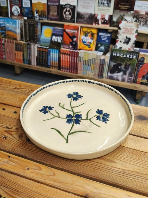 Talerz taca ceramiczna z malowanymi chabrami