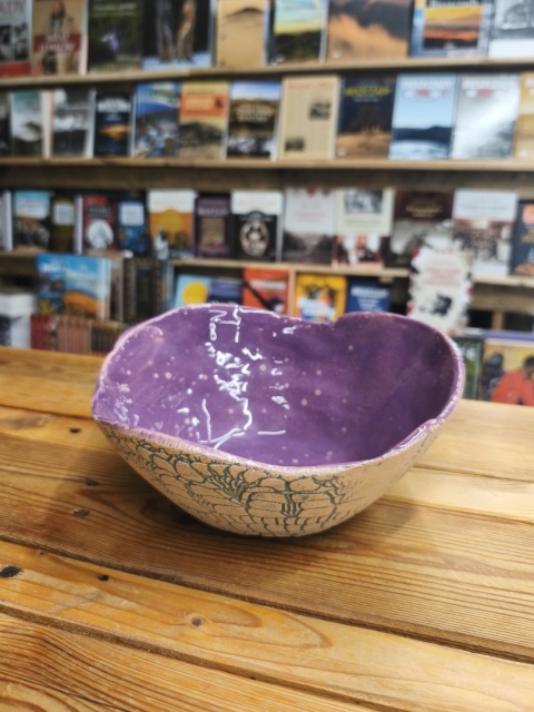 Miska ceramiczna z fioletowym środkiem