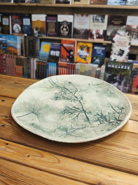 Talerz patera ceramiczna z roślinami i napisem Bieszczady