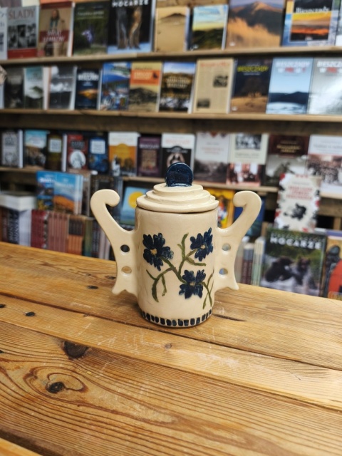 Cukiernica ceramiczna z malowanymi chabrami